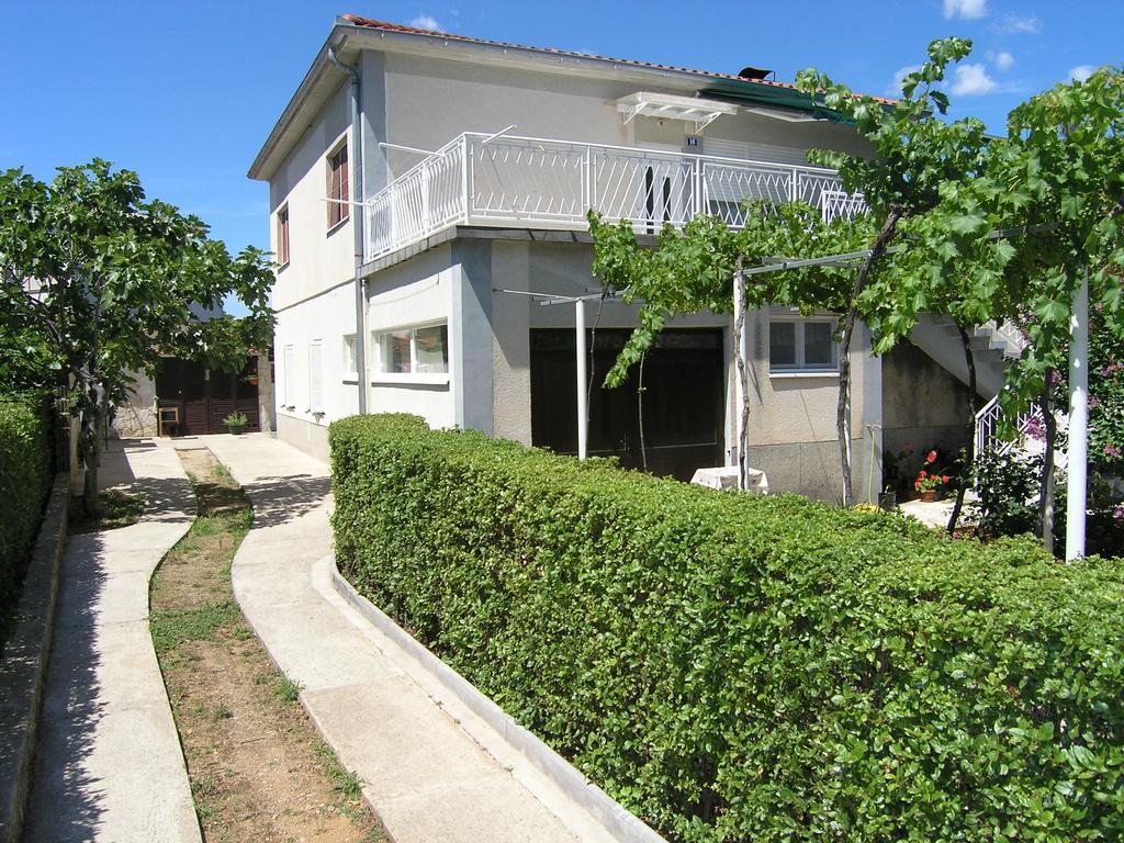 Apartman Vera Крк Экстерьер фото