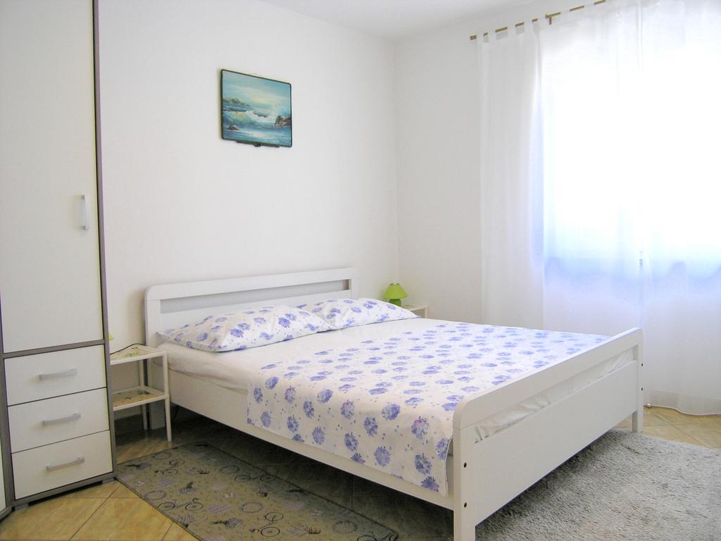Apartman Vera Крк Экстерьер фото